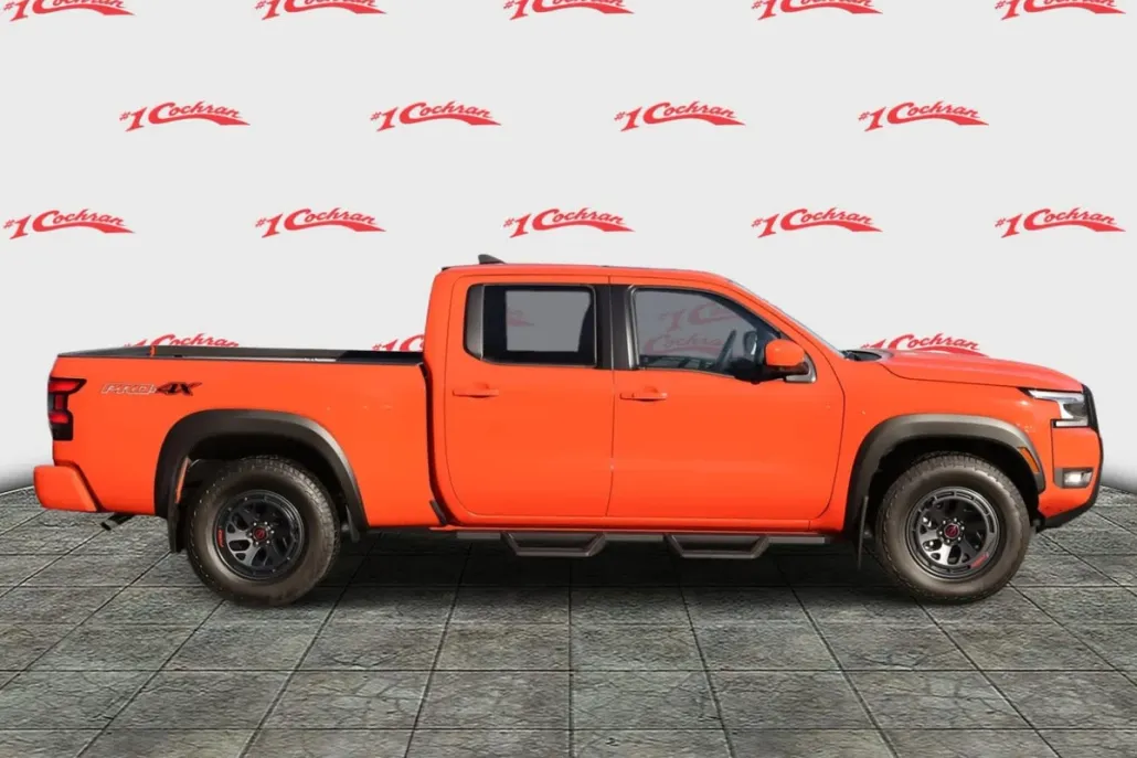 2025 Nissan Frontier PRO-4X photo 1