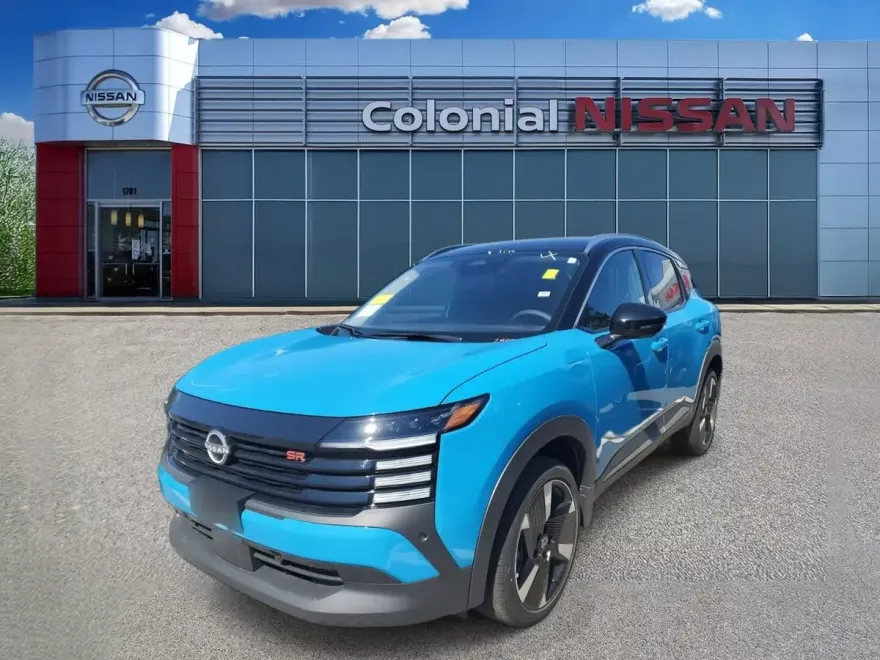 2025 Nissan Kicks SR photo 1