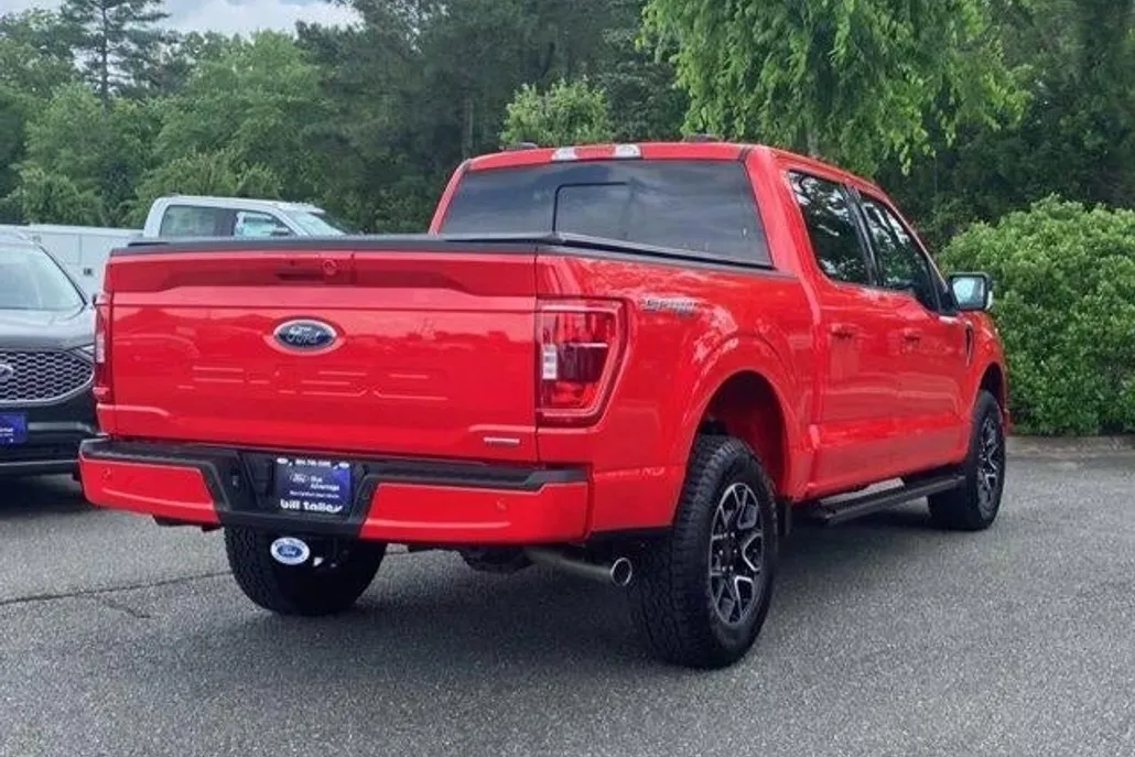 2023 Ford F-150 XLT photo 1
