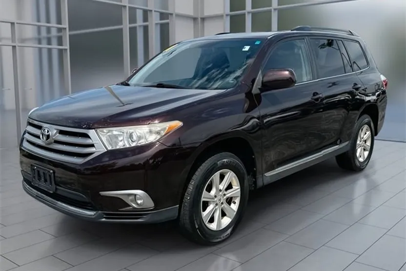 2011 Toyota Highlander Base photo 1