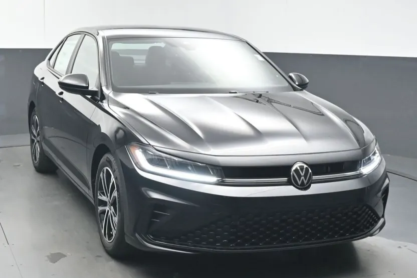 2026 Volkswagen Jetta 1.5T Sport photo 1