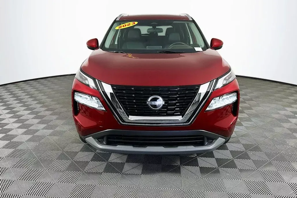 2023 Nissan Rogue SV photo 1