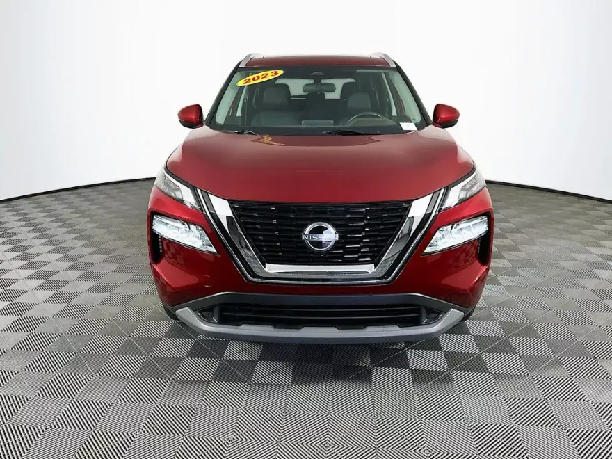 2023 Nissan Rogue SV photo 1