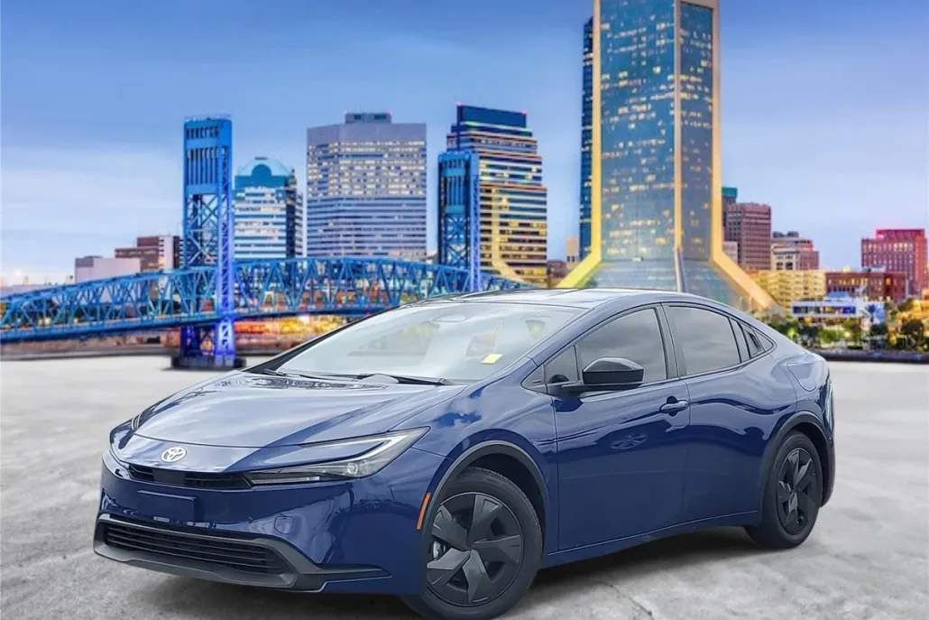 2025 Toyota Prius LE photo 1