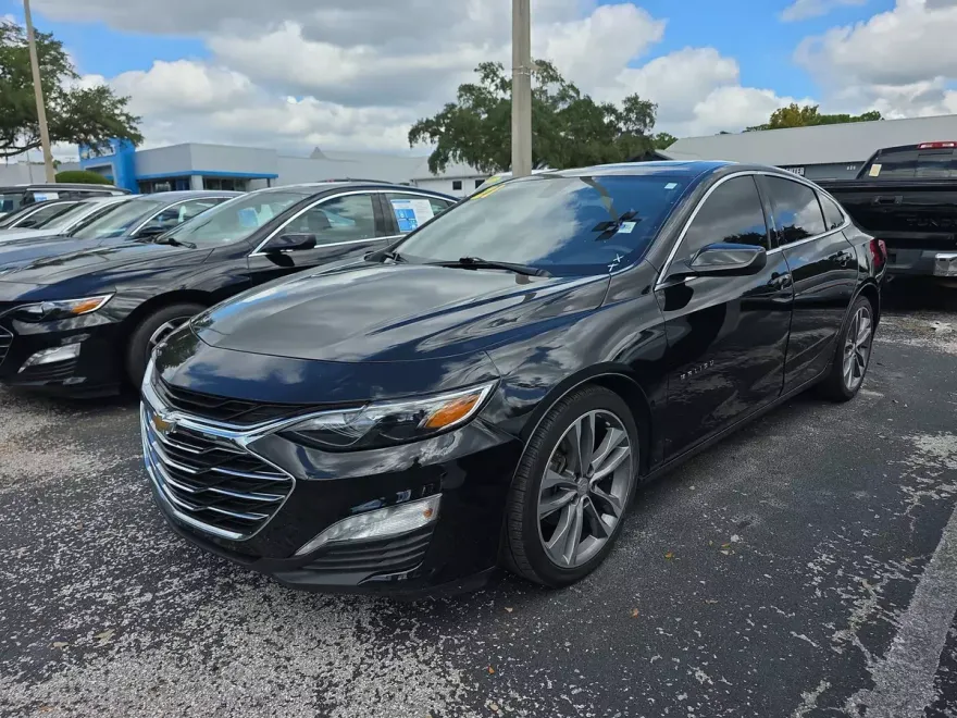 2021 Chevrolet Malibu 1LT photo 1
