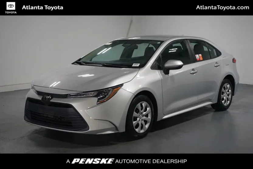 2023 Toyota Corolla LE photo 1