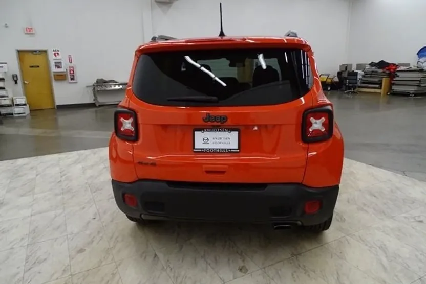 2021 Jeep Renegade Latitude photo 1