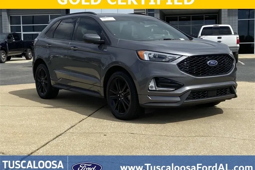 2022 Ford Edge ST photo 1