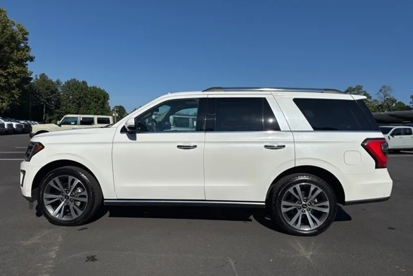 2020 Ford Expedition Limited photo 1