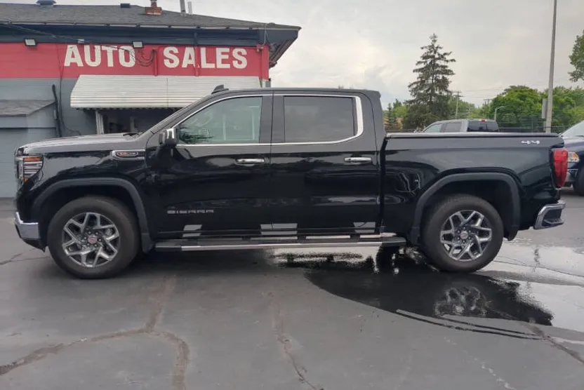 2024 Gmc Sierra 1500 SLT photo 1