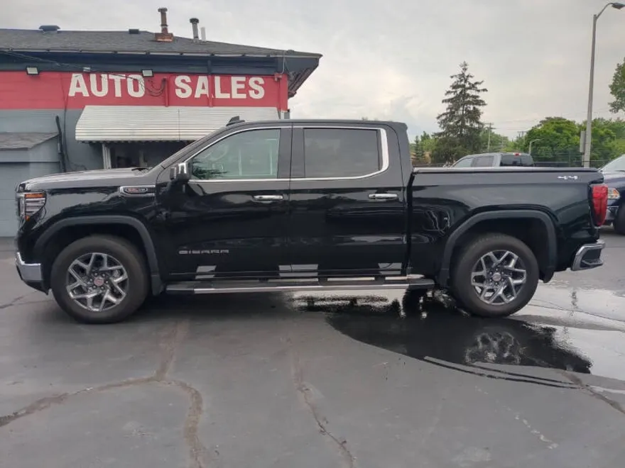 2024 Gmc Sierra 1500 SLT photo 1
