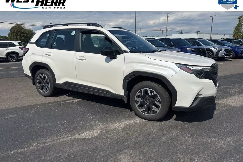 2025 Subaru Forester Base photo 1