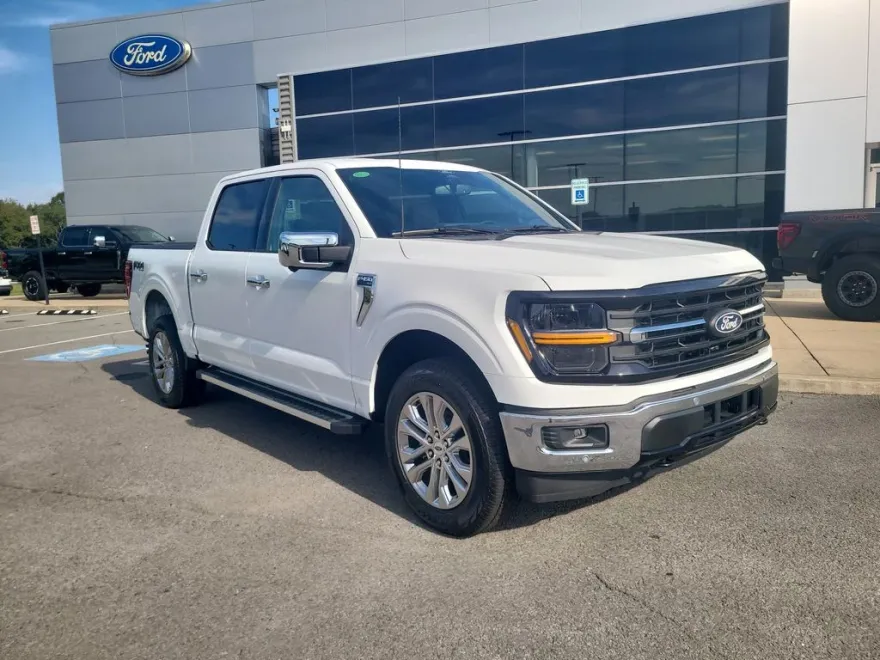 2025 Ford F-150 XLT photo 1
