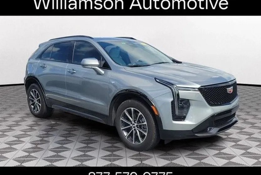 2024 Cadillac XT4 Sport photo 1