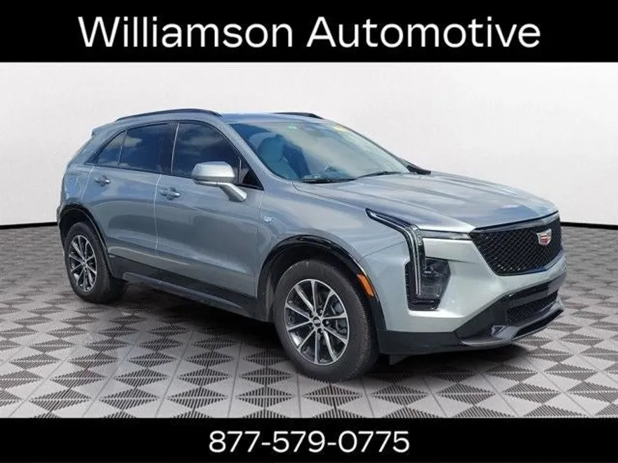 2024 Cadillac XT4 Sport photo 1