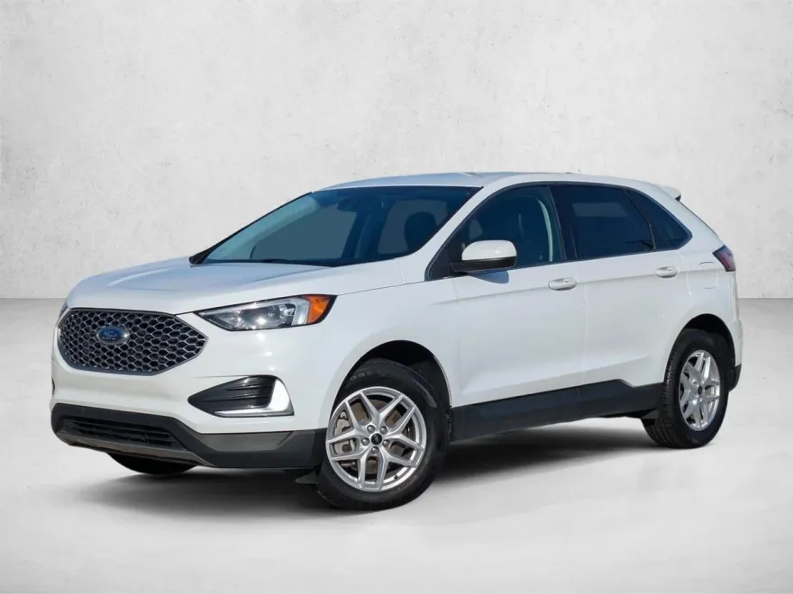2023 Ford Edge SEL photo 1