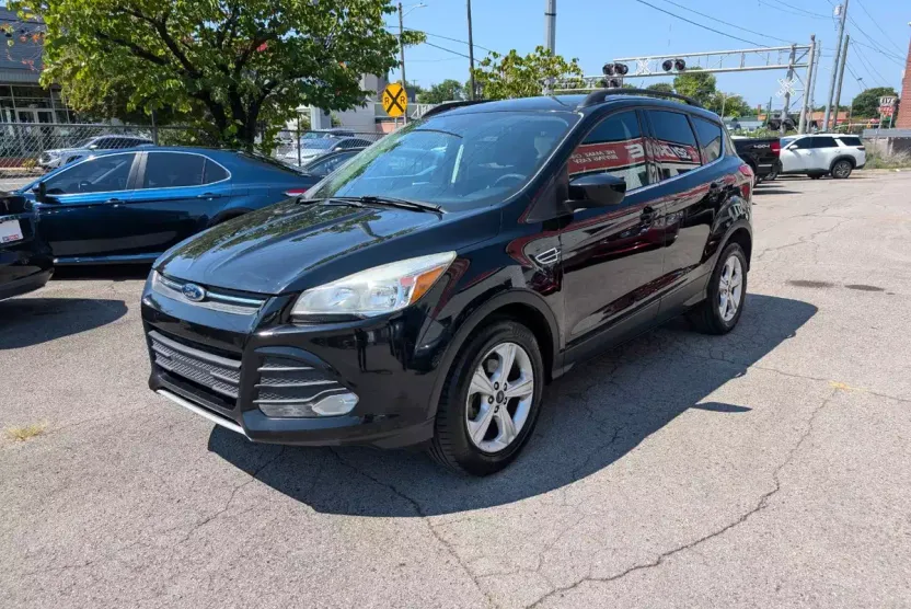 2016 Ford Escape SE photo 1