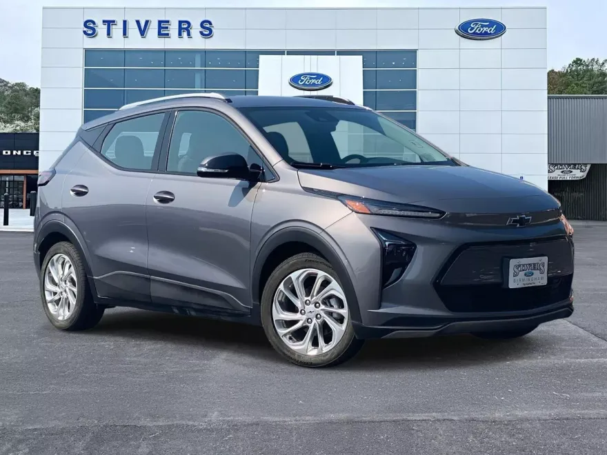 2023 Chevrolet Bolt EUV photo 1