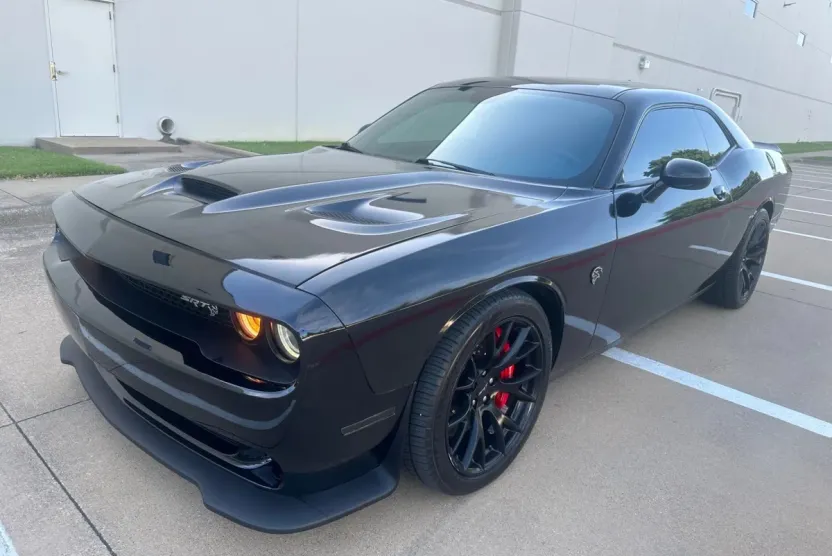 2016 Dodge Challenger SRT8 Hellcat photo 1