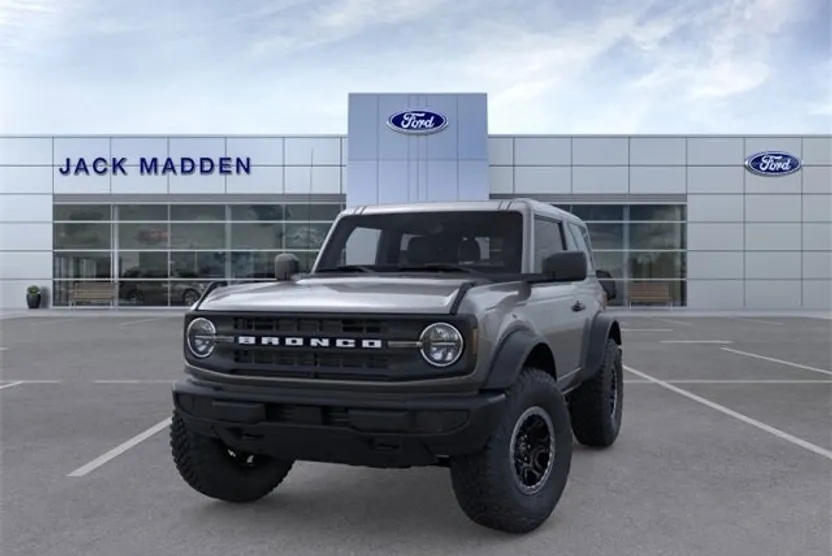 2025 Ford Bronco Base photo 1