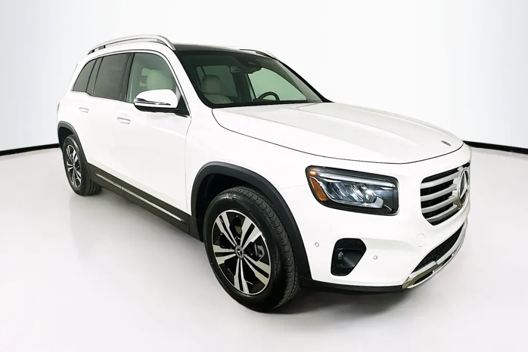 2025 Mercedes Benz GLB 250 4MATIC photo 1