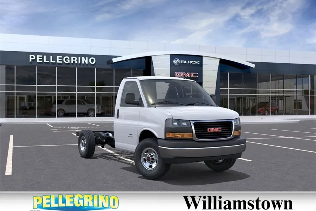 2025 Gmc Savana Cutaway 3500 photo 1