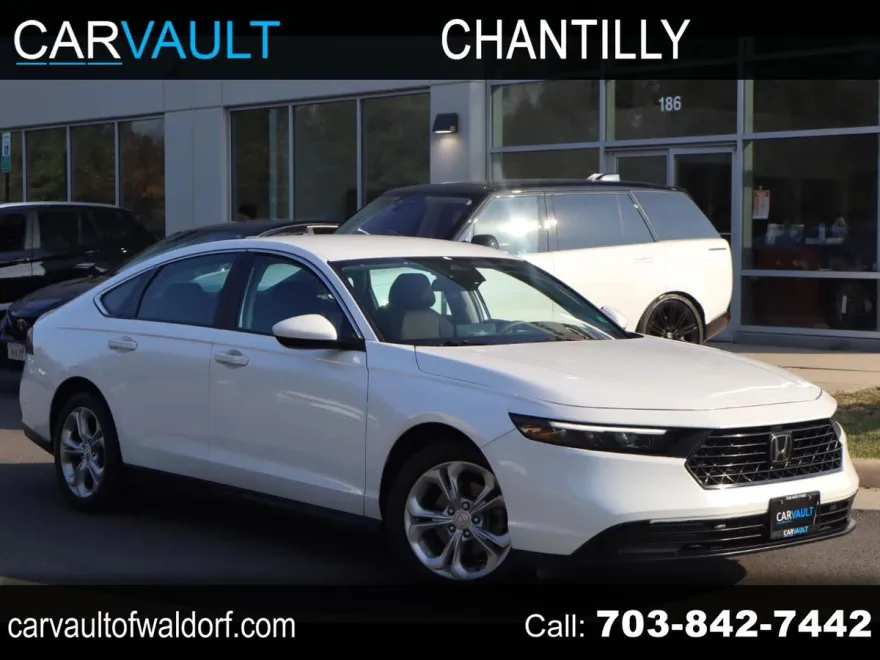 2023 Honda Accord LX photo 1