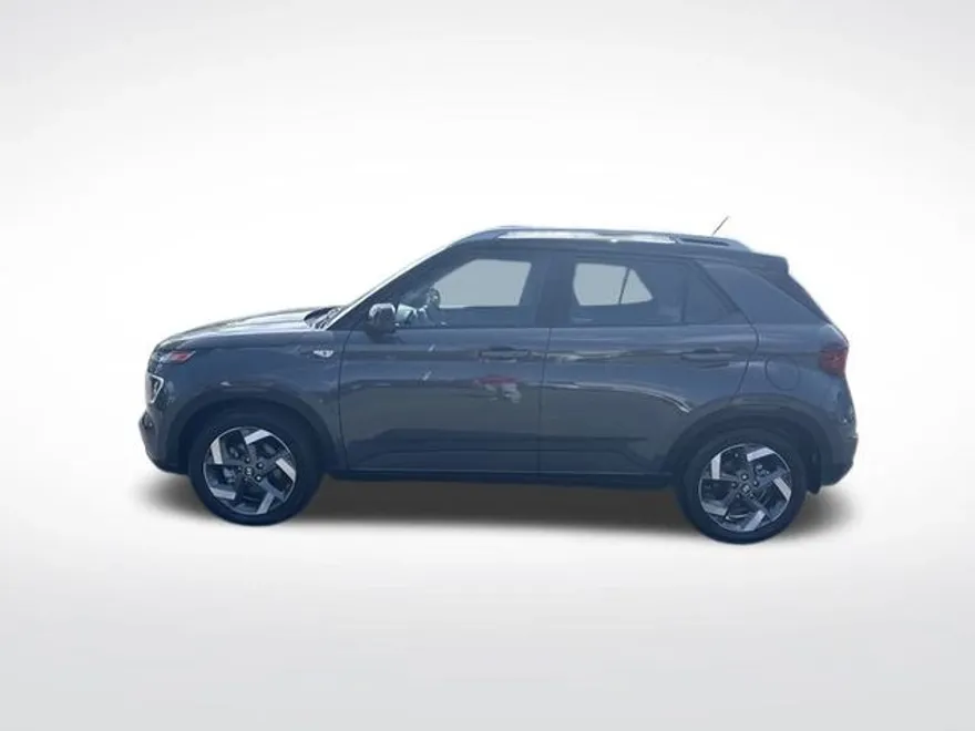 2024 Hyundai Venue Limited photo 1