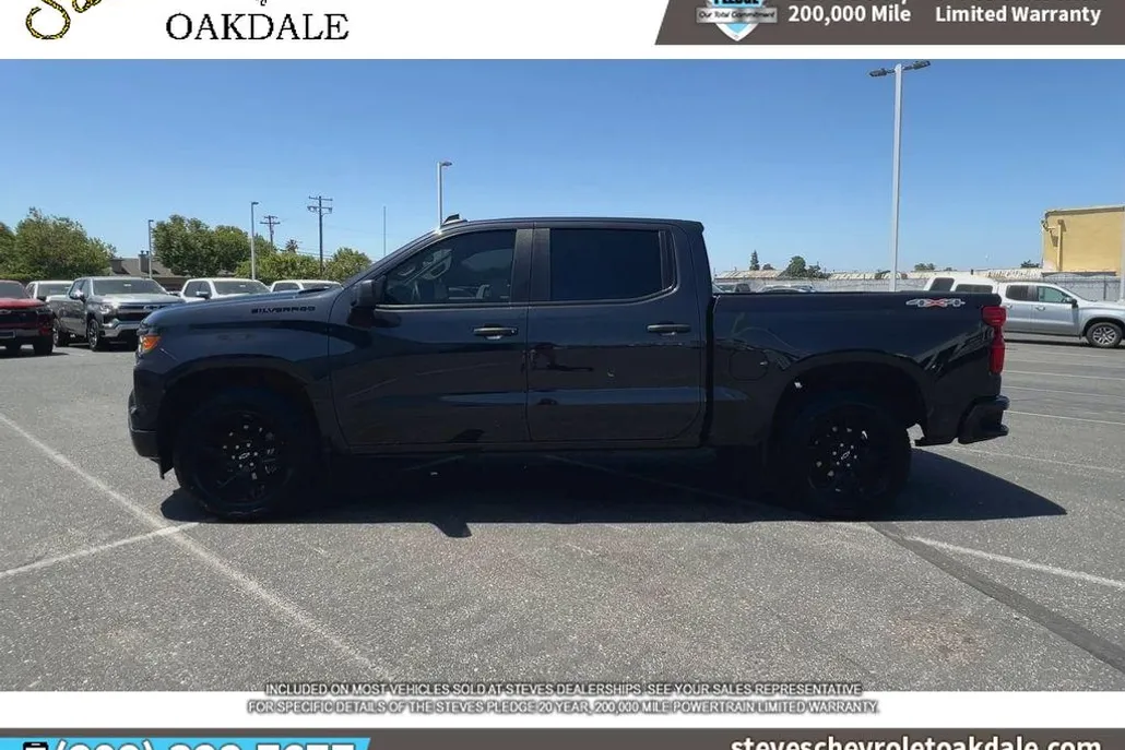 2023 Chevrolet Silverado 1500 Custom photo 1