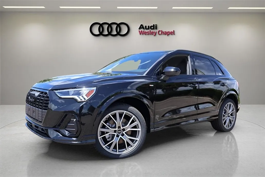 2025 Audi Q3 Premium Plus S line photo 1