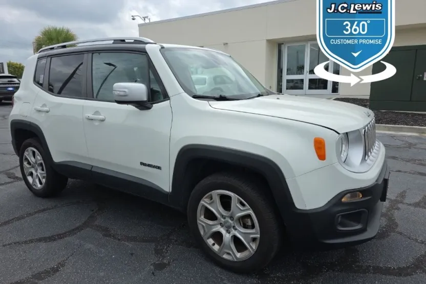 2016 Jeep Renegade Limited photo 1