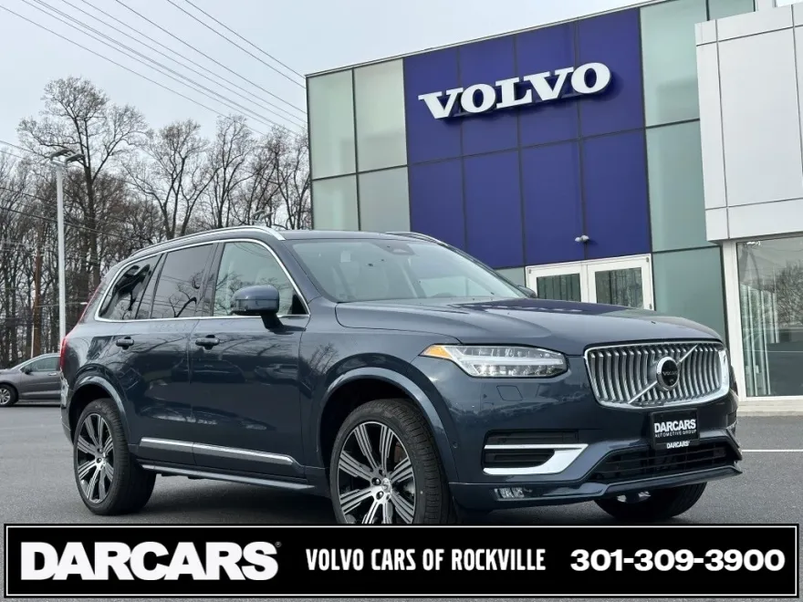 2025 Volvo XC90 B5 photo 1