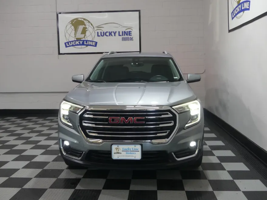 2024 Gmc Terrain SLT photo 1