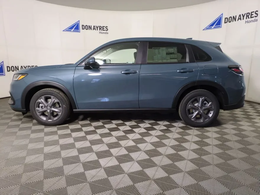 2026 Honda HR-V LX photo 1