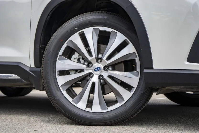 2022 Subaru Ascent Touring photo 1