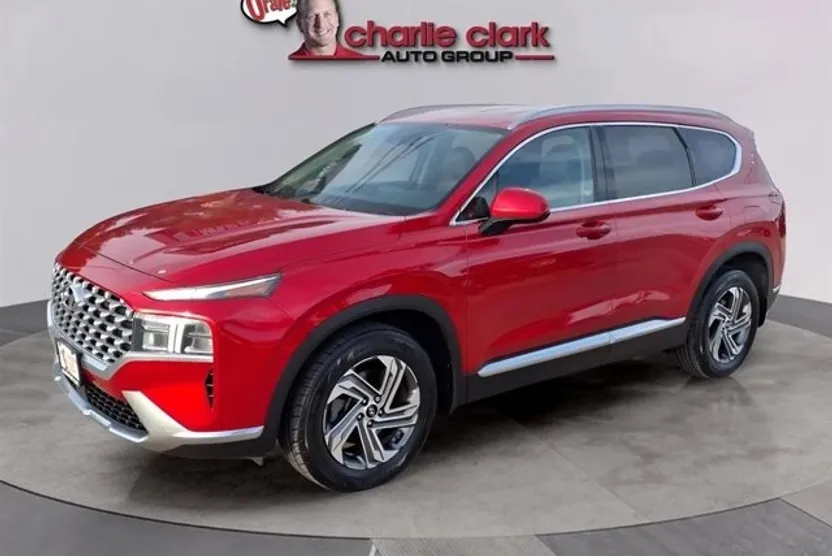 2022 Hyundai Santa Fe SEL photo 1
