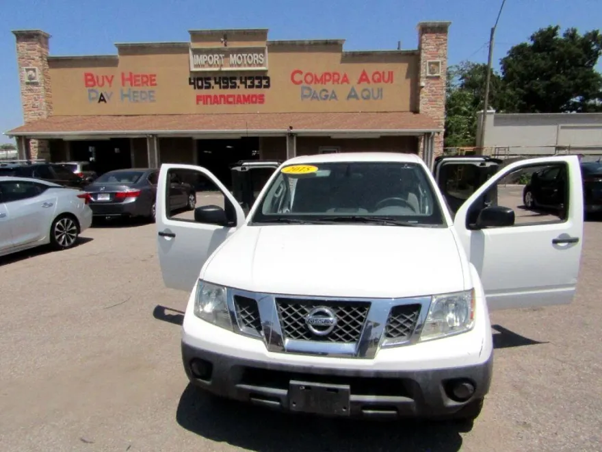 2015 Nissan Frontier S King Cab photo 1