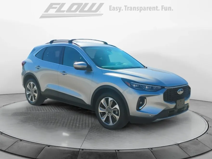 2023 Ford Escape Platinum photo 1