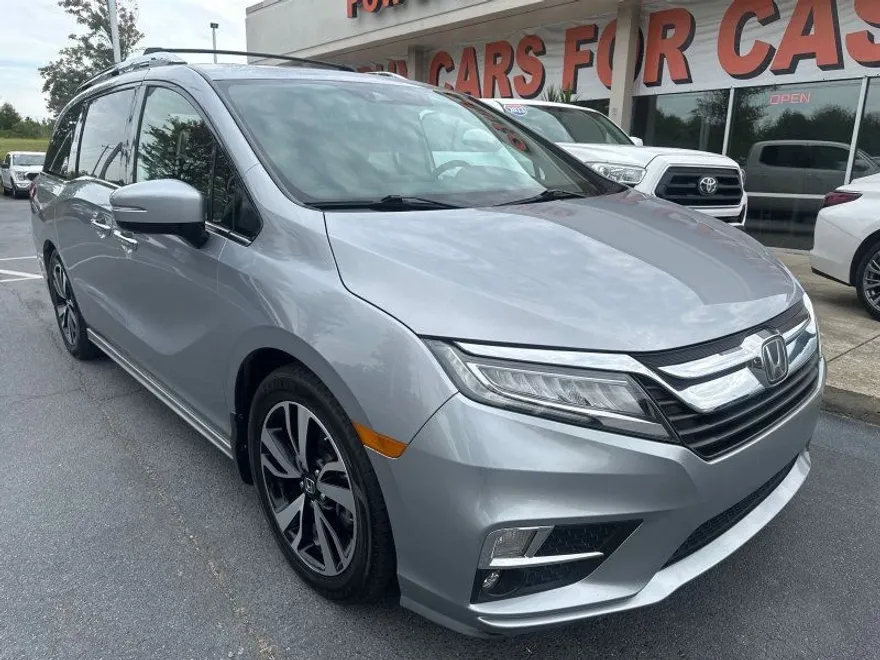 2018 Honda Odyssey Elite photo 1