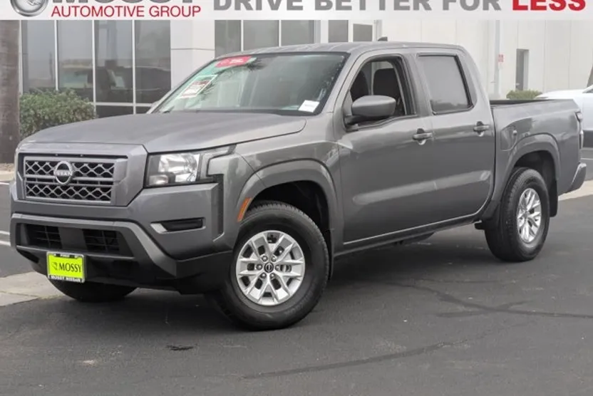 2024 Nissan Frontier Crew Cab SV photo 1