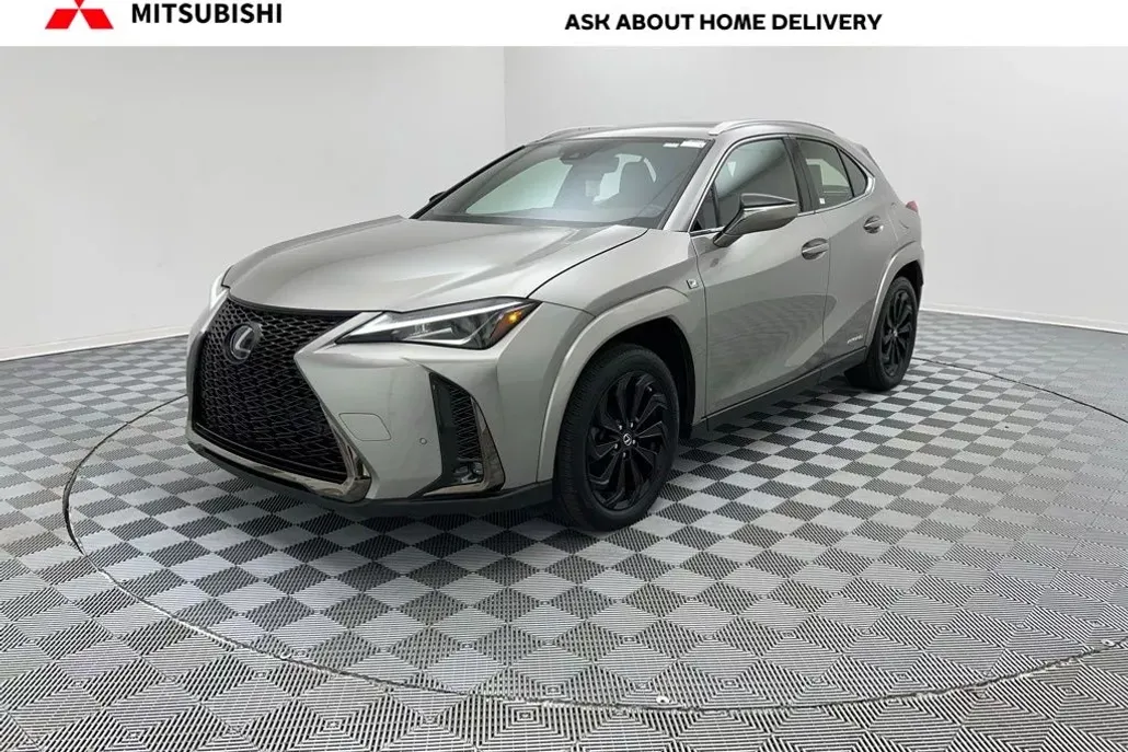2022 Lexus UX 250h F SPORT photo 1