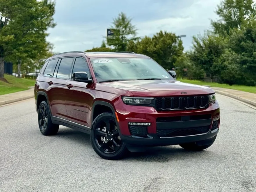 2024 Jeep Grand Cherokee Limited photo 1