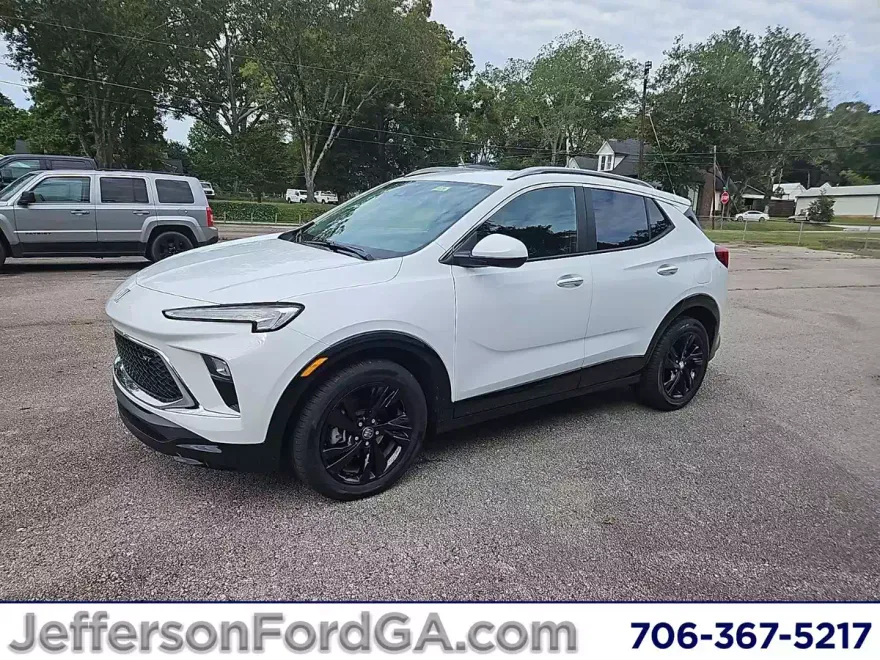 2024 Buick Encore GX Sport Touring photo 1