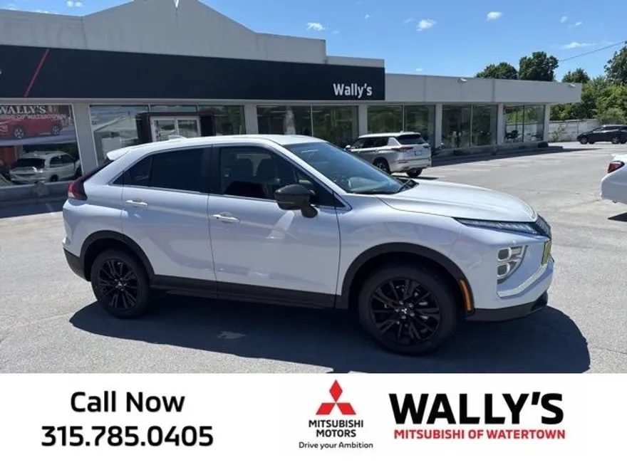 2025 Mitsubishi Eclipse Cross LE photo 1