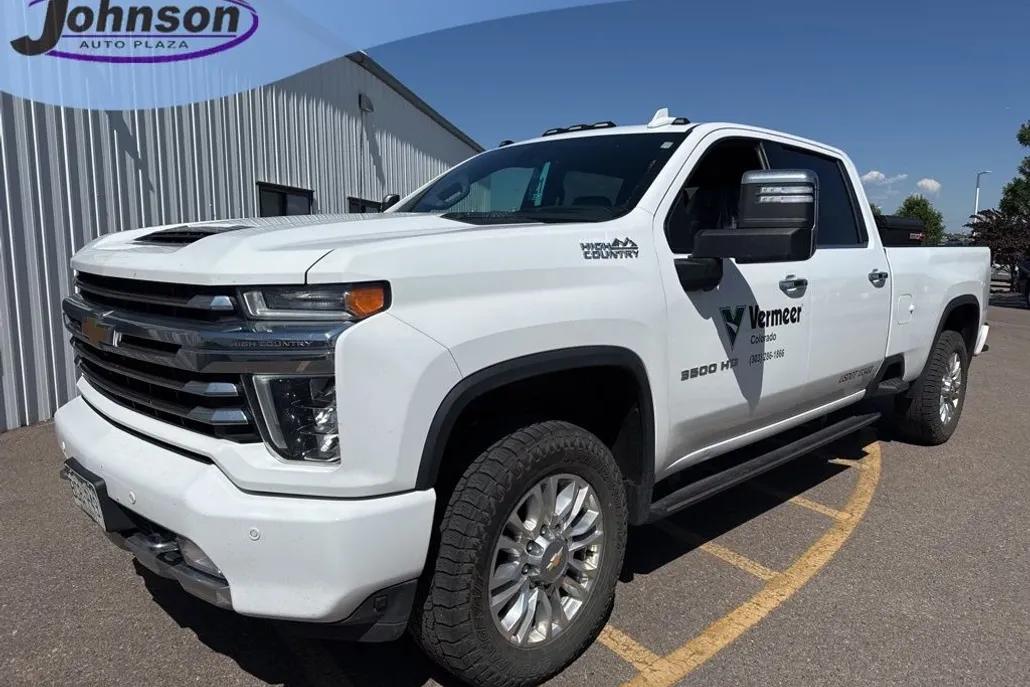2022 Chevrolet Silverado 3500HD High Country photo 1