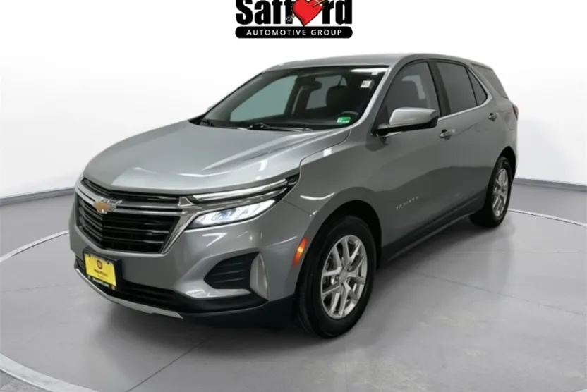 2024 Chevrolet Equinox LT photo 1