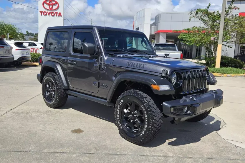 2022 Jeep Wrangler Willys photo 1
