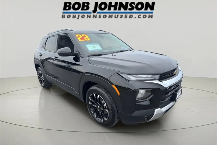 2023 Chevrolet Trailblazer LT photo 1