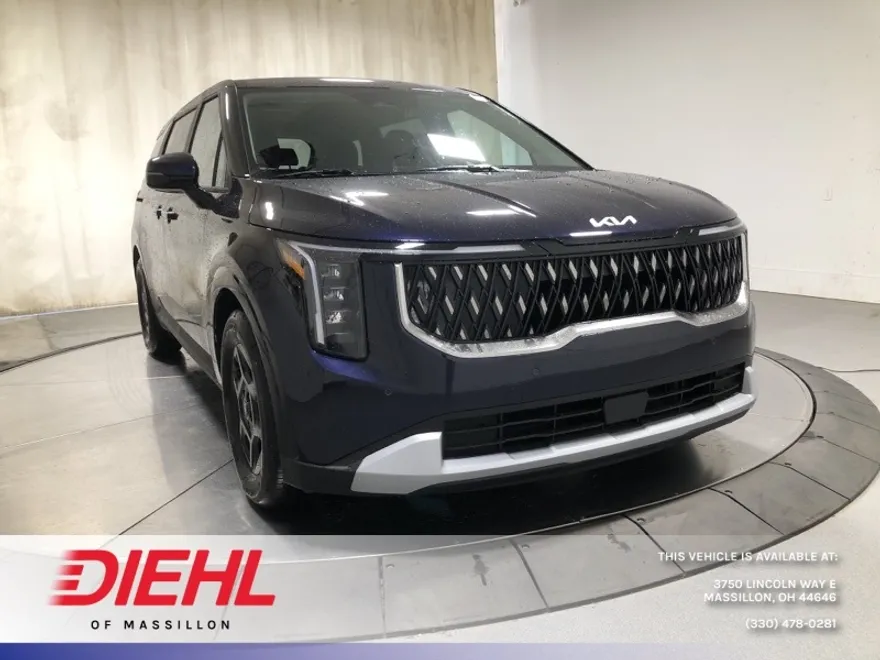 2026 Kia Carnival LXS photo 1