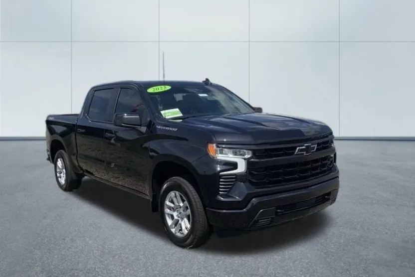 2023 Chevrolet Silverado 1500 RST photo 1